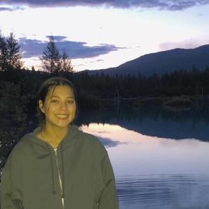 Meet your Posher, Thresa